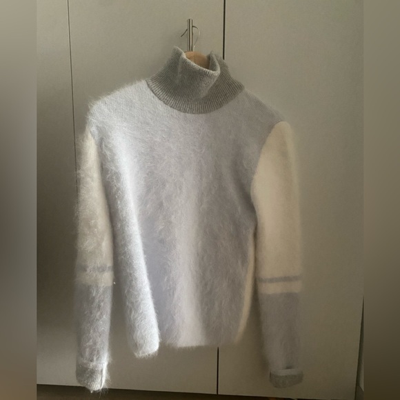 ATTO Paris Angora Wool Blend Colorblock Sweater Size Medium - Picture 1 of 4